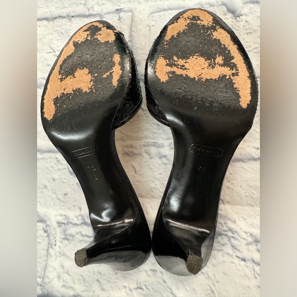 Coach black patent heels Hazel sz 7.5 M. In original box - Picture 5 of 7